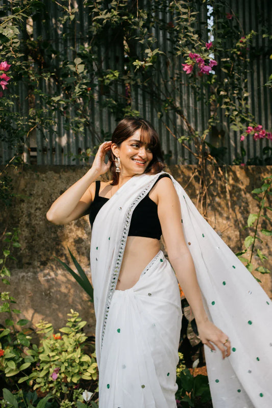 KozyLook: Blending Traditional Indian Sarees with Modern Lifestyle - Kozylook