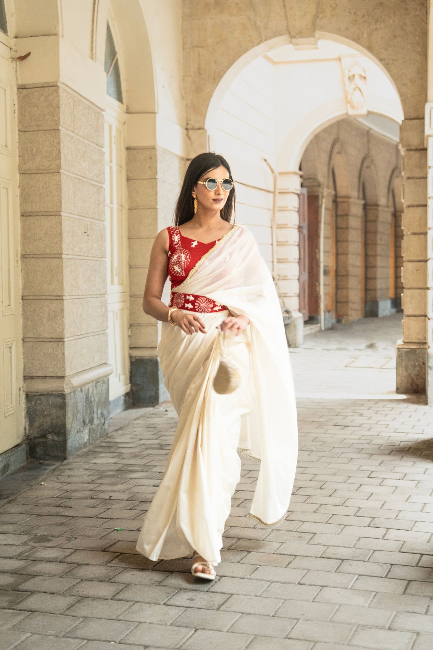 Navratri Noon – The Belted White Ensemble - Kozylook
